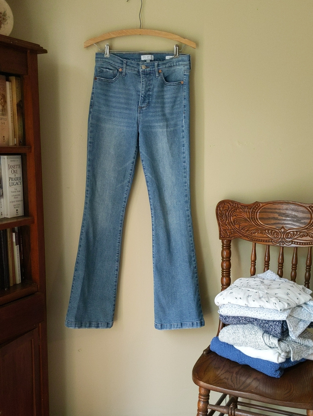 sofia by sofia vergara Light Wash Flare Jeans